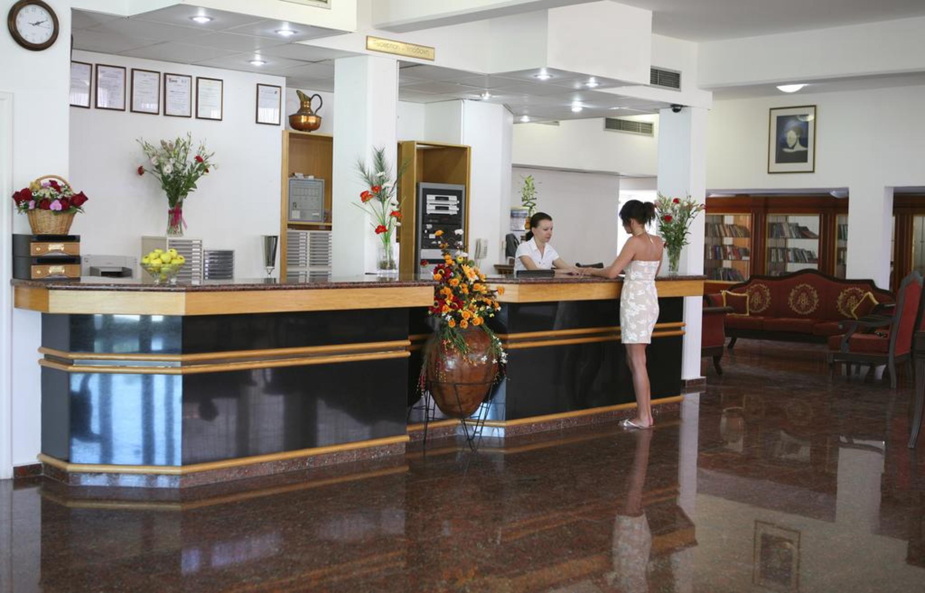 卡洛利亚海滩公寓式酒店 珊瑚湾 外观 照片