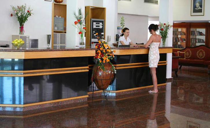 卡洛利亚海滩公寓式酒店 珊瑚湾 外观 照片